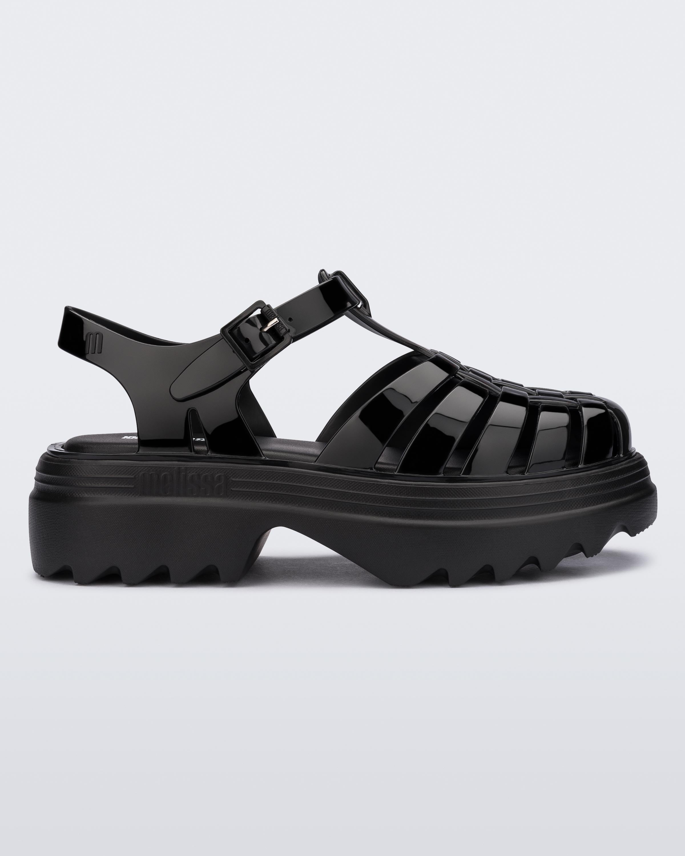Possession Platform II sandale pour femmes